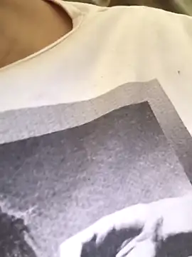 florecita9 online show from 11/21/25, 05:44