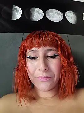 florecita9 online show from 11/28/25, 05:48