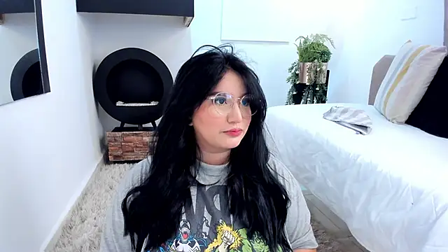 Snapshot of _nina_sweet chatting on 01/02/25, 12:03 nina sweet online show from 01/02/25, 12:03