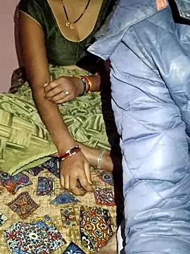 Snapshot of FeltedEuropium chatting on 02/15/25, 08:22 FeltedEuropium online show from 02/15/25, 08:22