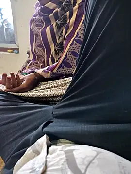 Snapshot of FeltedEuropium chatting on 12/05/25, 07:28 FeltedEuropium online show from 12/05/25, 07:28