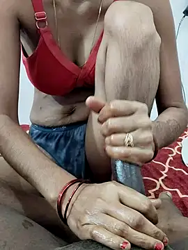 FeltedEuropium online show from 04/17/26, 09:23