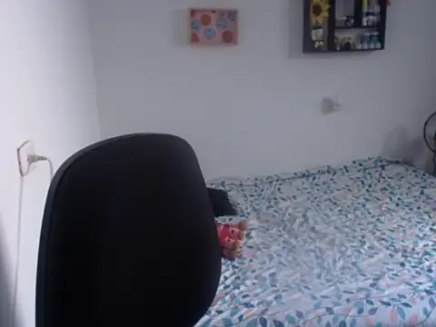 HannaKlein online show from 12/11/24, 01:39