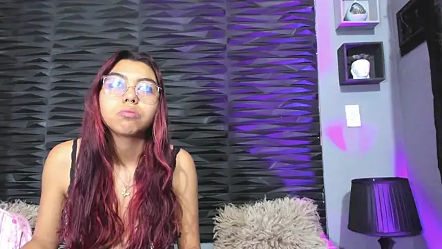 Ava jones1 online show from 11/18/25, 12:42