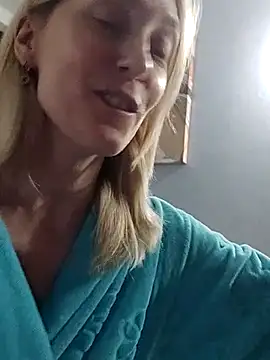 AvelinaLeoni online show from 03/16/25, 08:21