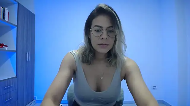 candydowson1 online show from 03/10/26, 09:25