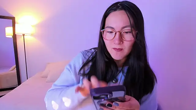 Elle Lee  online show from 03/01/26, 09:11