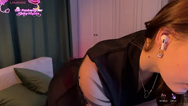 Pavlyna online show from 12/01/25, 05:51