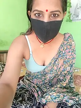 Snapshot of SVsexyCOUPAL chatting on 12/20/25, 07:04 SVsexyCOUPAL online show from 12/20/25, 07:04