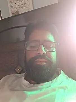 Snapshot of bewolf_17 chatting on 09/16/25, 09:10 bewolf 17 online show from 09/16/25, 09:10