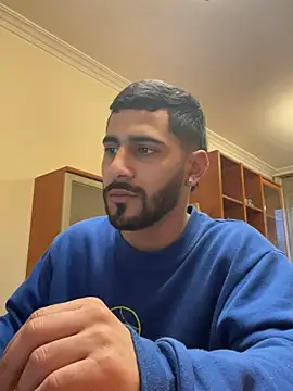 Snapshot of Cum_076 chatting on 02/27/26, 08:03 Cum 076 online show from 02/27/26, 08:03