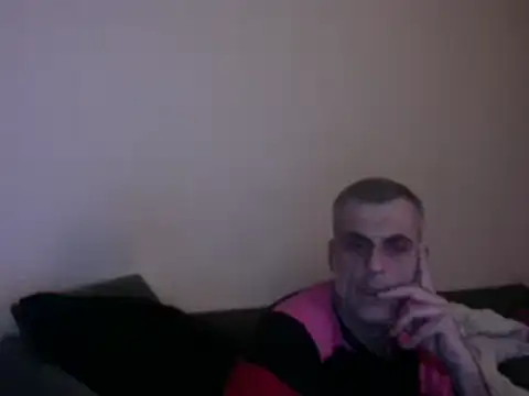 Snapshot of skossa777 chatting on 01/02/25, 10:44 skossa777 online show from 01/02/25, 10:44