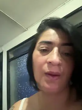 karenlennox1 online show from 09/15/25, 09:26