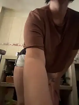 karenlennox1 online show from 12/04/25, 07:00