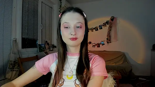 Snapshot of Jenny_darling_love chatting on 03/10/25, 07:07 Jenny darling love online show from 03/10/25, 07:07