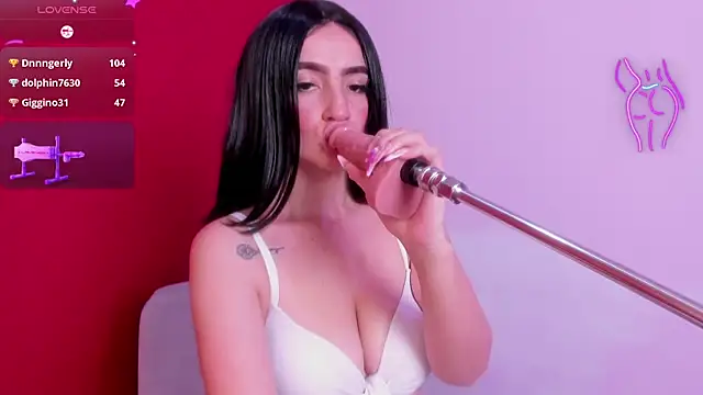 Snapshot of Kate_bunny_ chatting on 02/07/25, 02:58 Kate bunny online show from 02/07/25, 02:58