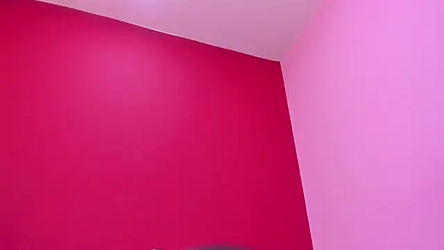 Snapshot of Kate_bunny_ chatting on 10/07/25, 12:24 Kate bunny online show from 10/07/25, 12:24