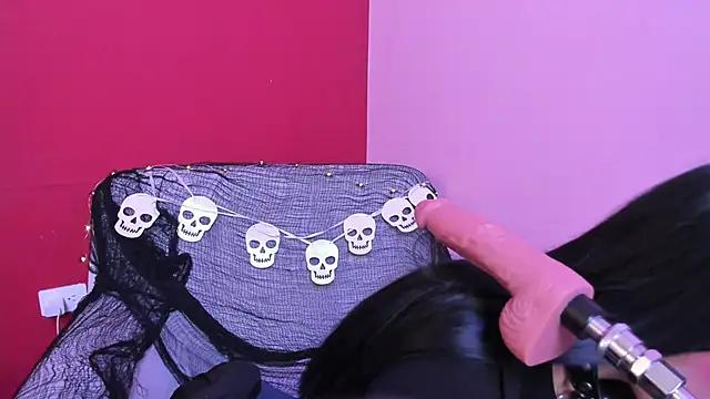 Snapshot of Kate_bunny_ chatting on 10/24/25, 11:28 Kate bunny online show from 10/24/25, 11:28