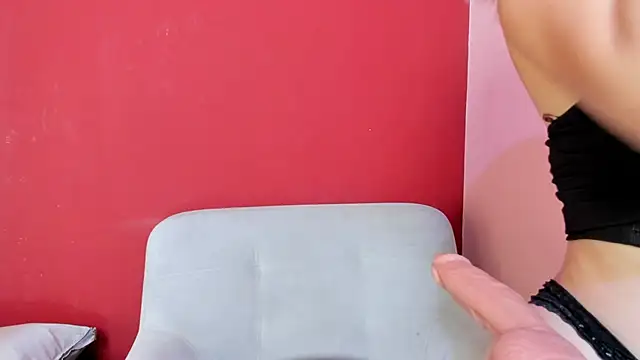 Snapshot of Kate_bunny_ chatting on 11/13/25, 12:37 Kate bunny online show from 11/13/25, 12:37