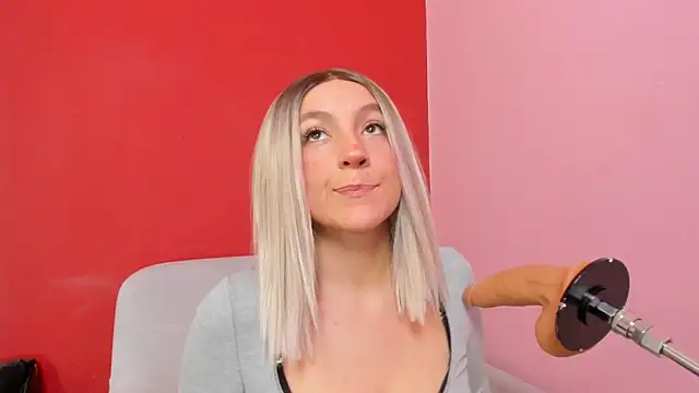 Kate bunny  online show from 04/16/26, 10:38