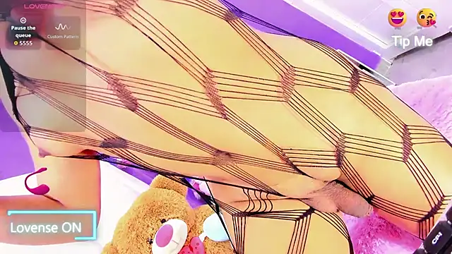 Snapshot of Catt_Alexxa chatting on 11/07/25, 02:17 Catt Alexxa online show from 11/07/25, 02:17