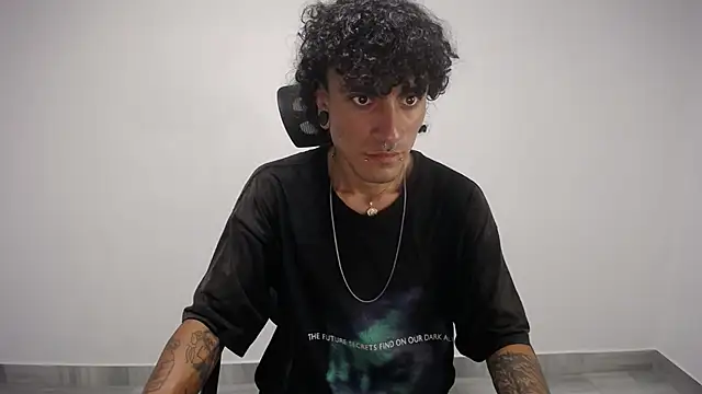 present the magic online show from 02/24/25, 10:14