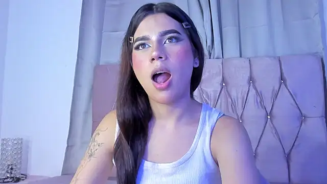 Snapshot of Ashley_piinkk_ chatting on 02/05/25, 07:18 Ashley piinkk  online show from 02/05/25, 07:18