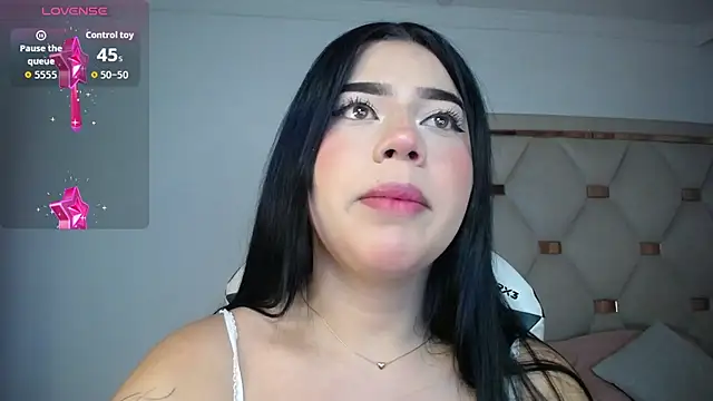 Ashley piinkk  online show from 07/01/26, 04:14