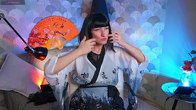 Snapshot of UmaTruewoman chatting on 01/25/25, 08:42 UmaTruewoman online show from 01/25/25, 08:42