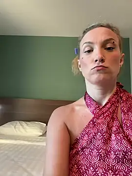 UmaTruewoman online show from 07/06/26, 11:18