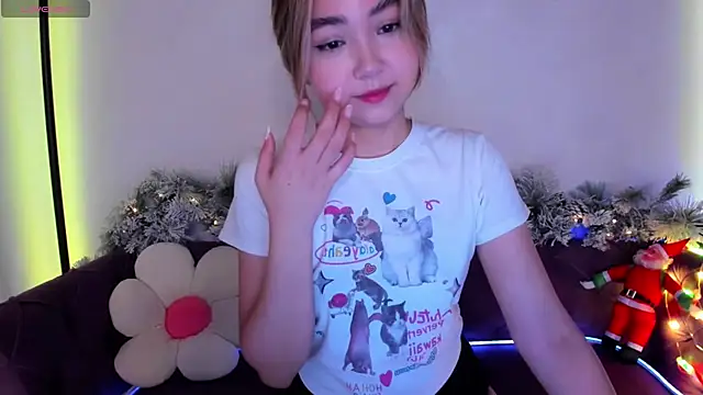 Fluffy Rose online show from 12/21/24, 01:47