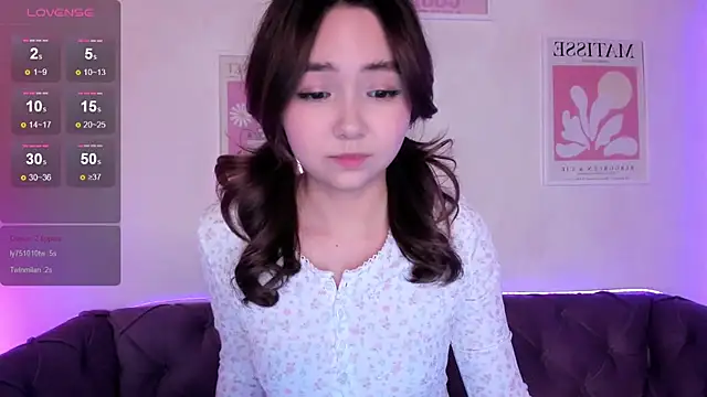 Fluffy Rose online show from 02/08/25, 11:33