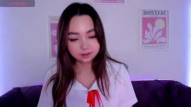 Fluffy Rose online show from 03/02/25, 12:22