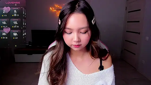 Fluffy Rose online show from 10/06/25, 03:09