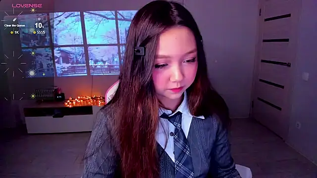 Fluffy Rose online show from 11/16/25, 12:16