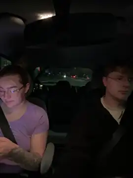 Snapshot of xX_HotCouple_Xx chatting on 11/04/25, 08:41 xX HotCouple Xx online show from 11/04/25, 08:41