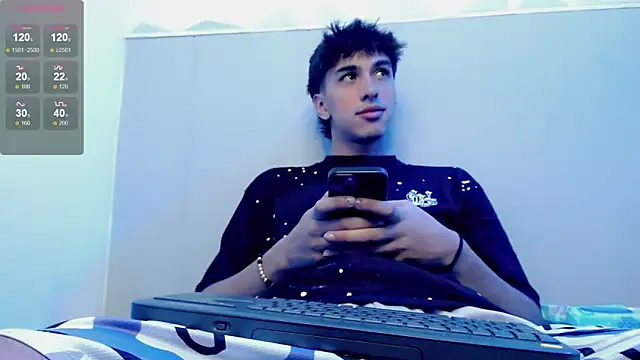 Snapshot of Jake_tripp chatting on 11/17/25, 04:07 Jake tripp online show from 11/17/25, 04:07