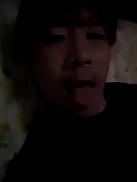 Snapshot of Osikokusama chatting on 10/19/25, 11:22 Osikokusama online show from 10/19/25, 11:22