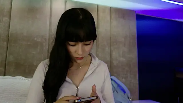 Snapshot of Susa1userma_ chatting on 11/15/25, 07:43 Susa1userma online show from 11/15/25, 07:43