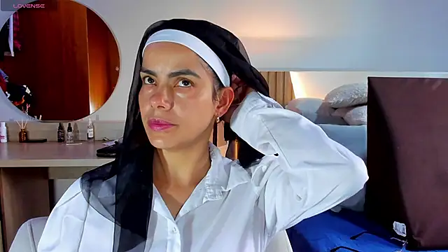 ClaraMariaMon online show from 03/17/25, 04:11