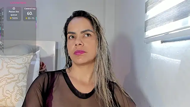 ClaraMariaMon online show from 01/17/26, 04:22