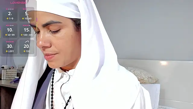 ClaraMariaMon online show from 04/06/26, 04:52