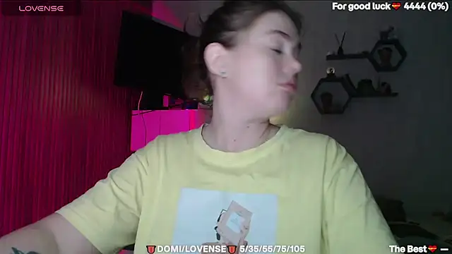 SuchCute online show from 04/04/26, 02:03