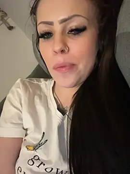 Highschoolpussy online show from 01/17/25, 07:49