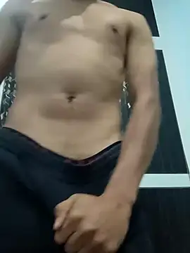 xyrus  online show from 12/03/24, 11:33