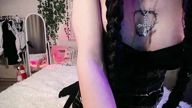 Snapshot of Marcellean chatting on 01/24/25, 10:51 Marcellean online show from 01/24/25, 10:51