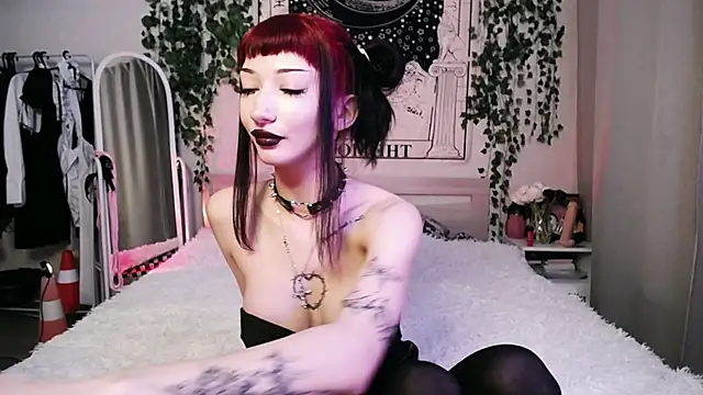 Snapshot of Marcellean chatting on 02/09/25, 04:36 Marcellean online show from 02/09/25, 04:36