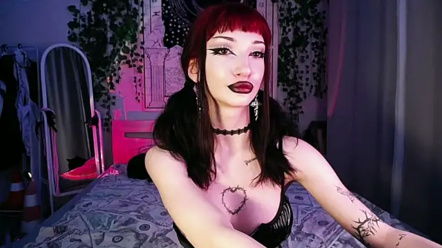 Snapshot of Marcellean chatting on 02/24/25, 02:30 Marcellean online show from 02/24/25, 02:30