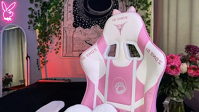 Snapshot of Marcellean chatting on 09/16/25, 07:31 Marcellean online show from 09/16/25, 07:31