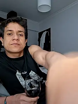 Snapshot of Tulio_maravilha12 chatting on 02/24/26, 08:18 Tulio maravilha12 online show from 02/24/26, 08:18